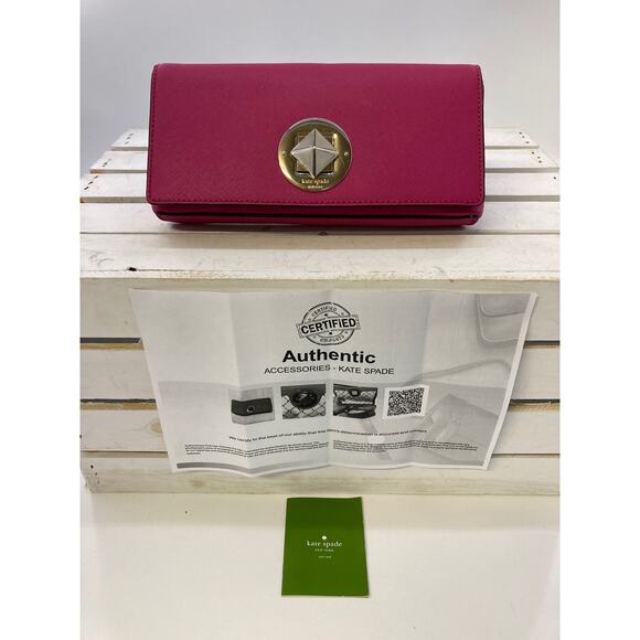 KATE SPADE, SMALL PINK RECTANGULAR SAFFIANO LEATHER CLUTCH - Picture 1 of 12